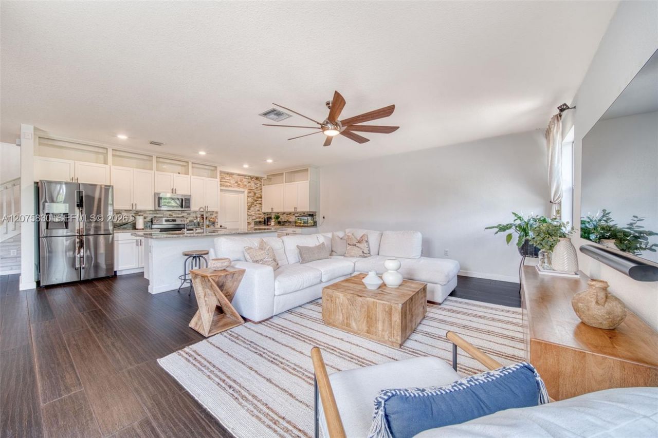 2655 SE 1st St , Homestead, FL 33033 Photo