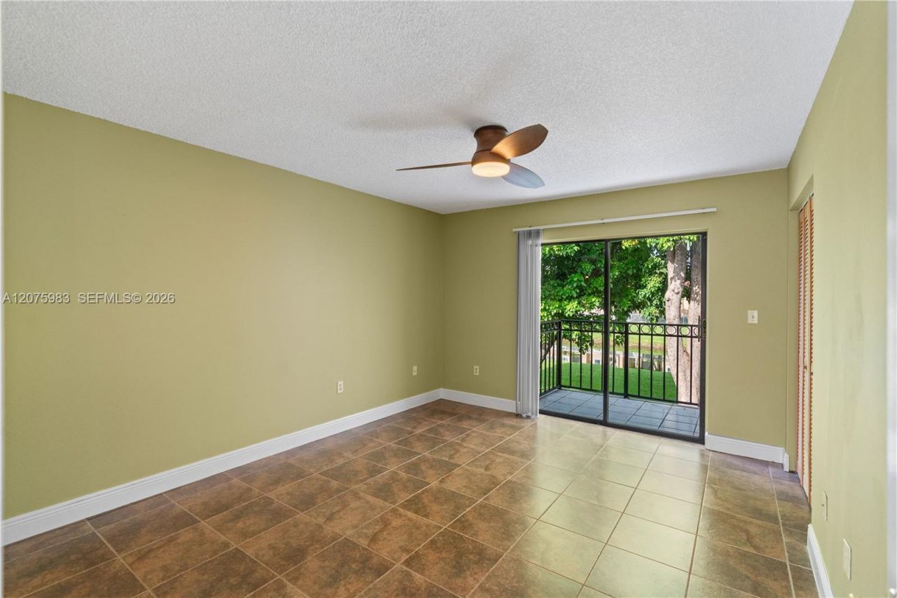 10450 SW 154th Ct , Unit 2, Miami, FL 33196 Photo