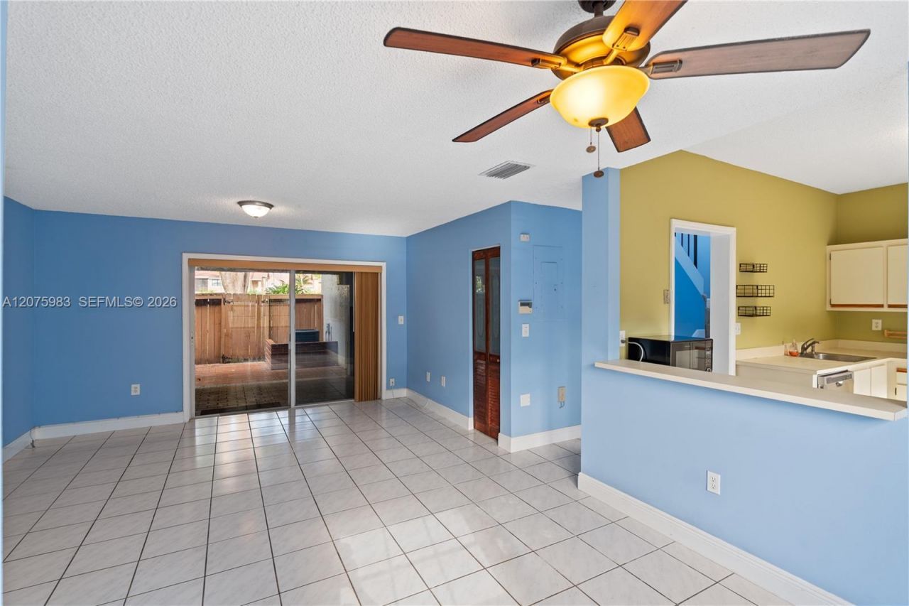 10450 SW 154th Ct , Unit 2, Miami, FL 33196 Photo