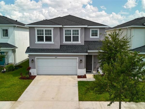 11069 SW Vasari Way, Port St. Lucie, FL 34987