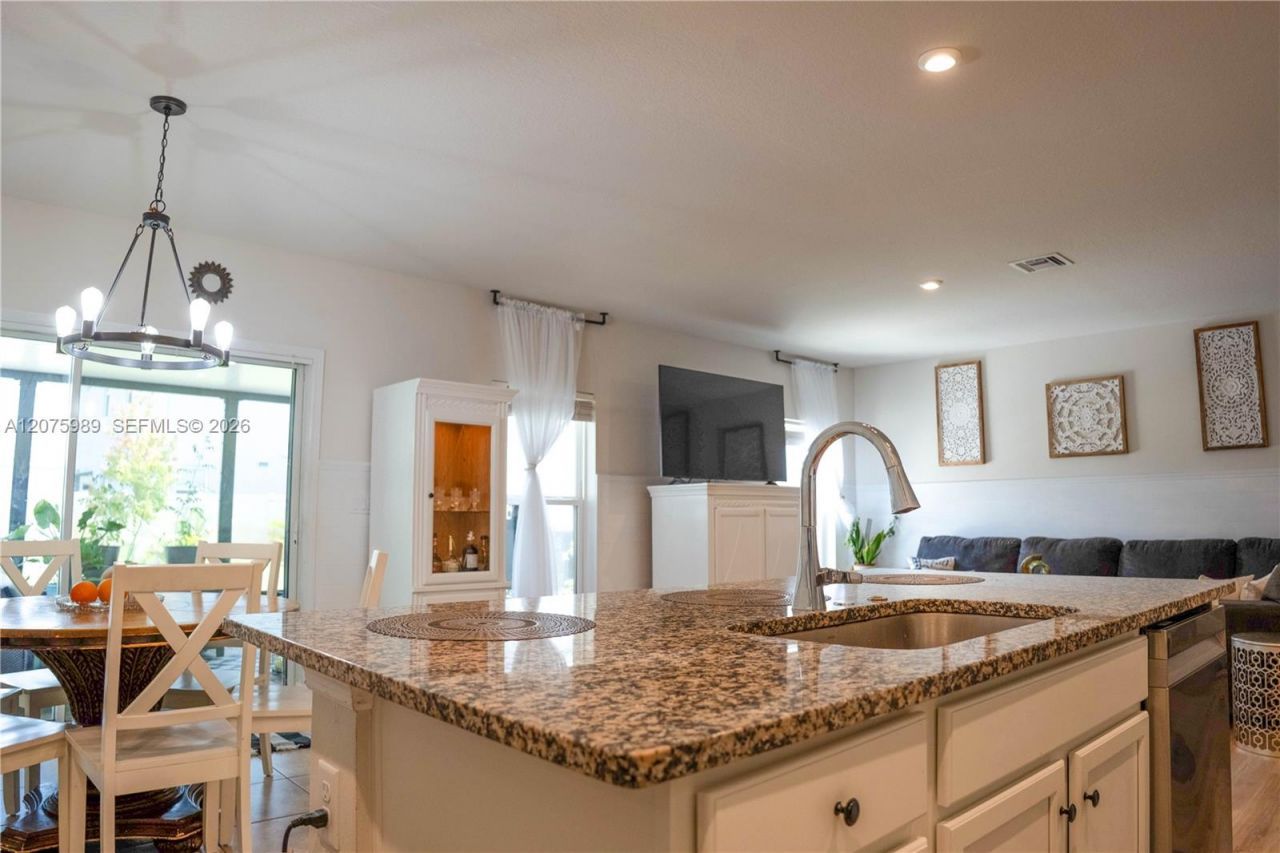 11069 SW Vasari Way, Port Saint Lucie, FL 34987 Photo