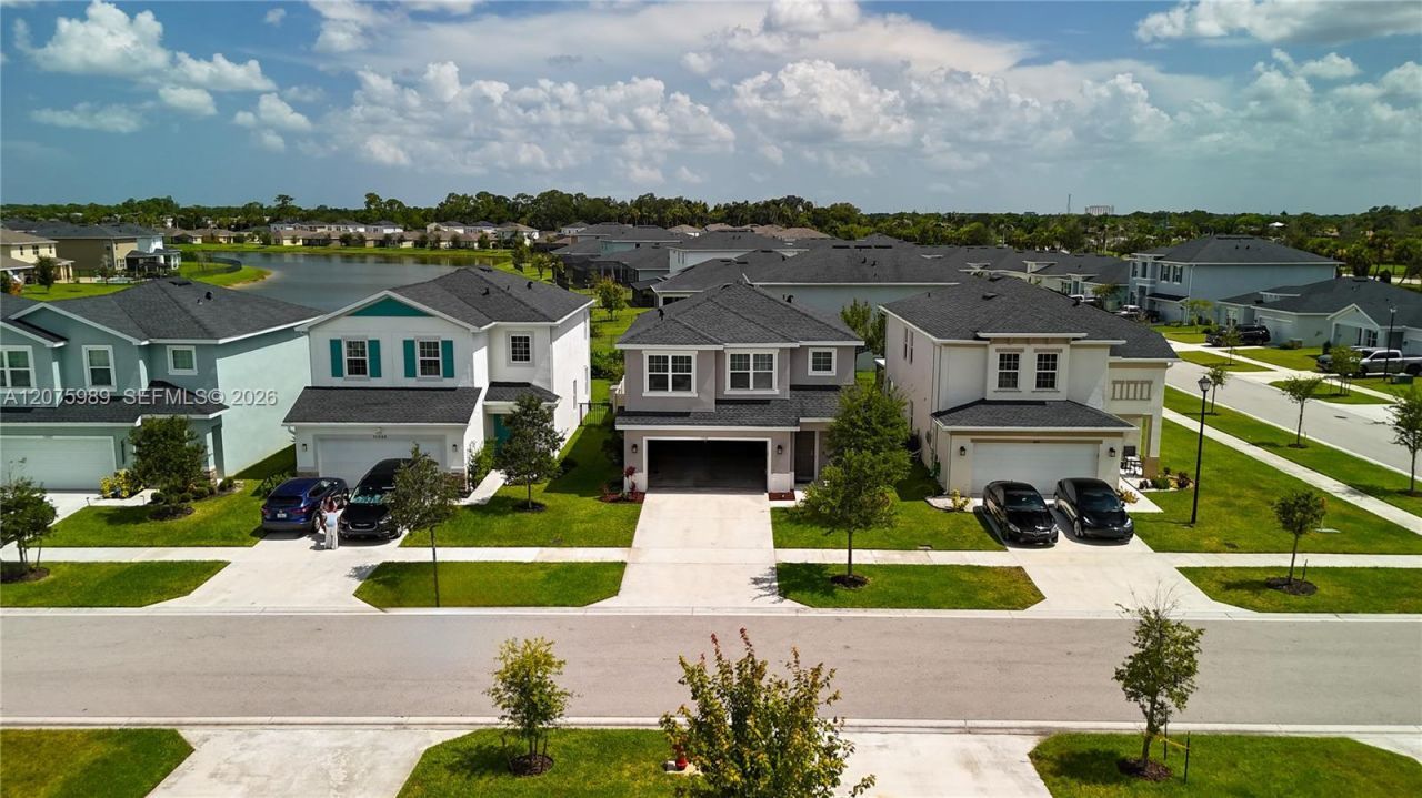 11069 SW Vasari Way, Port Saint Lucie, FL 34987 Photo