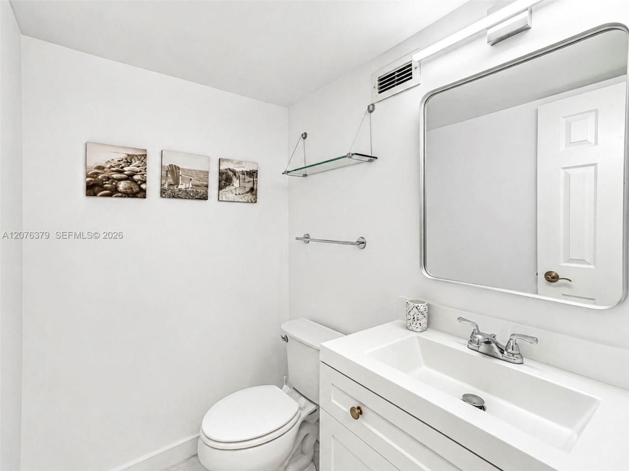 137 Golden Isles Dr , Unit 804, Hallandale Beach, FL 33009 Photo