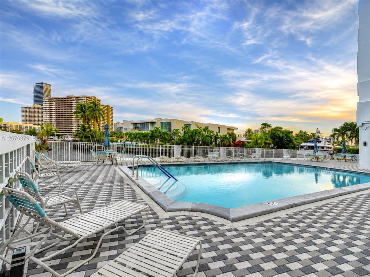 137 Golden Isles Dr , Unit 804, Hallandale Beach, FL 33009 Photo
