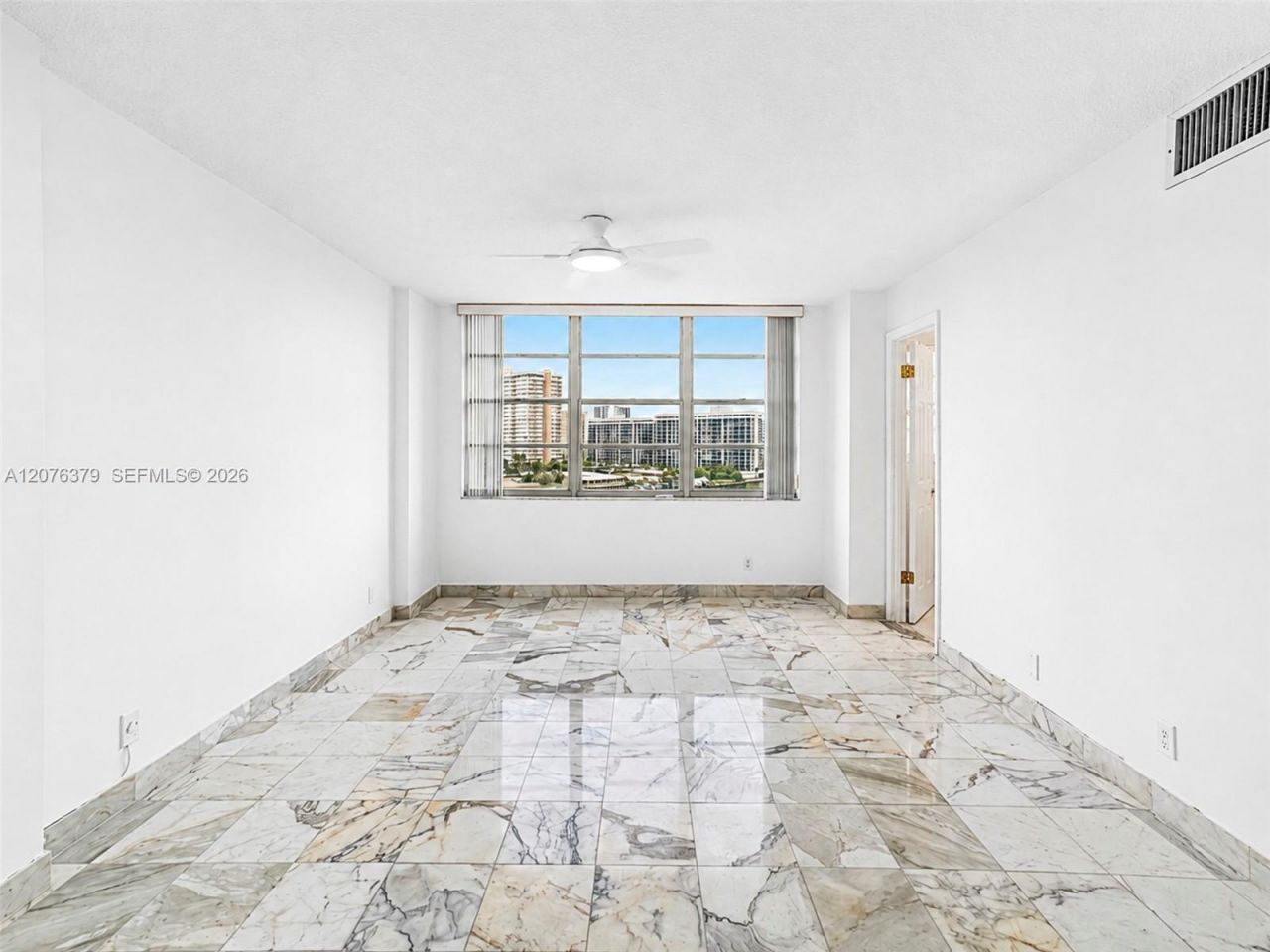 137 Golden Isles Dr , Unit 804, Hallandale Beach, FL 33009 Photo