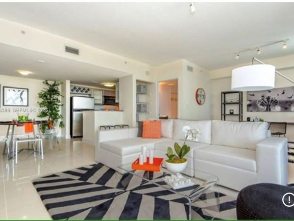 1871 NW S River Dr , Unit 1006, Miami, FL 33125