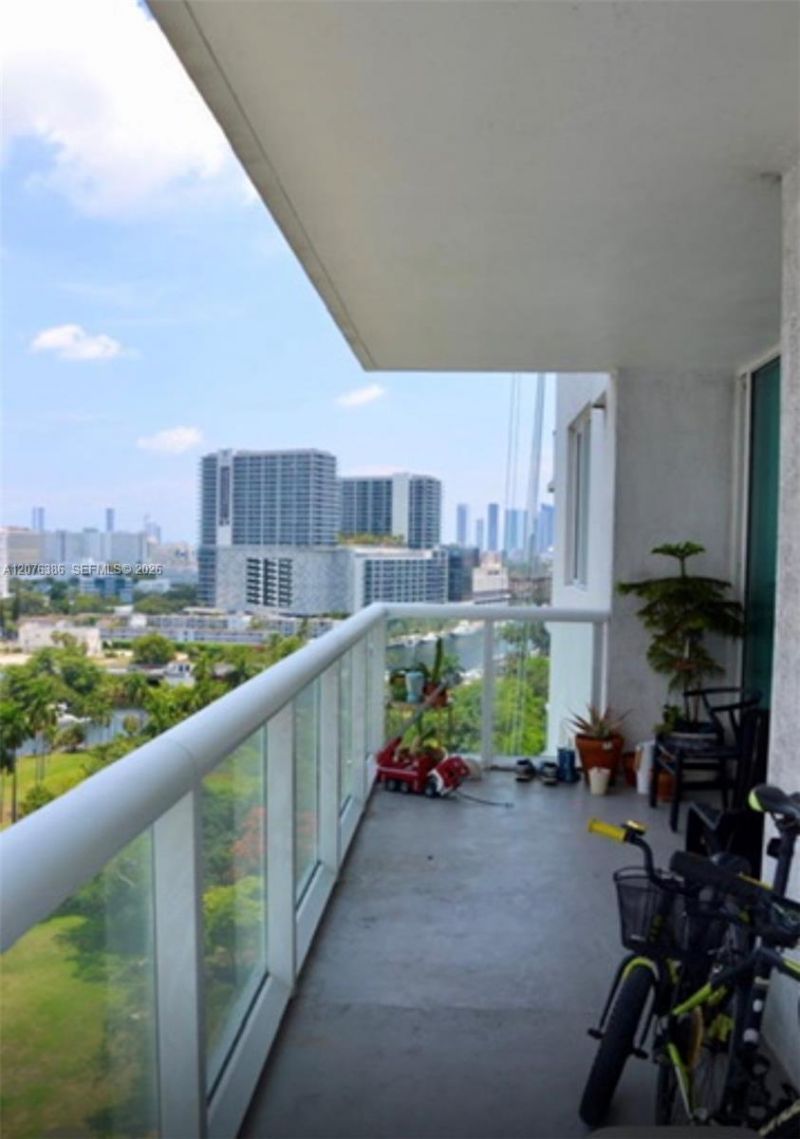 1871 NW S River Dr , Unit 1006, Miami, FL 33125 Photo