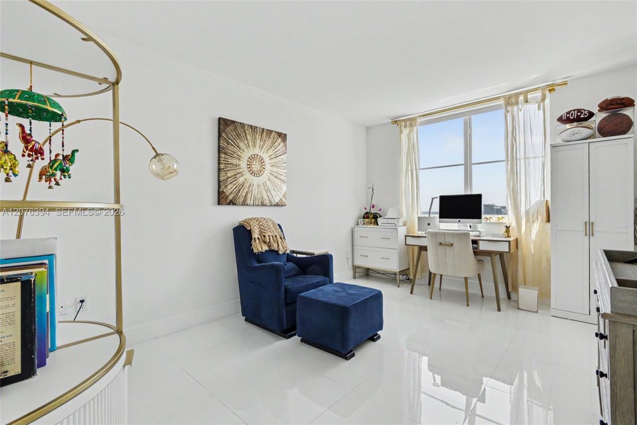 500 Bayview Dr , Unit 1924, Sunny Isles Beach, FL 33160 Photo