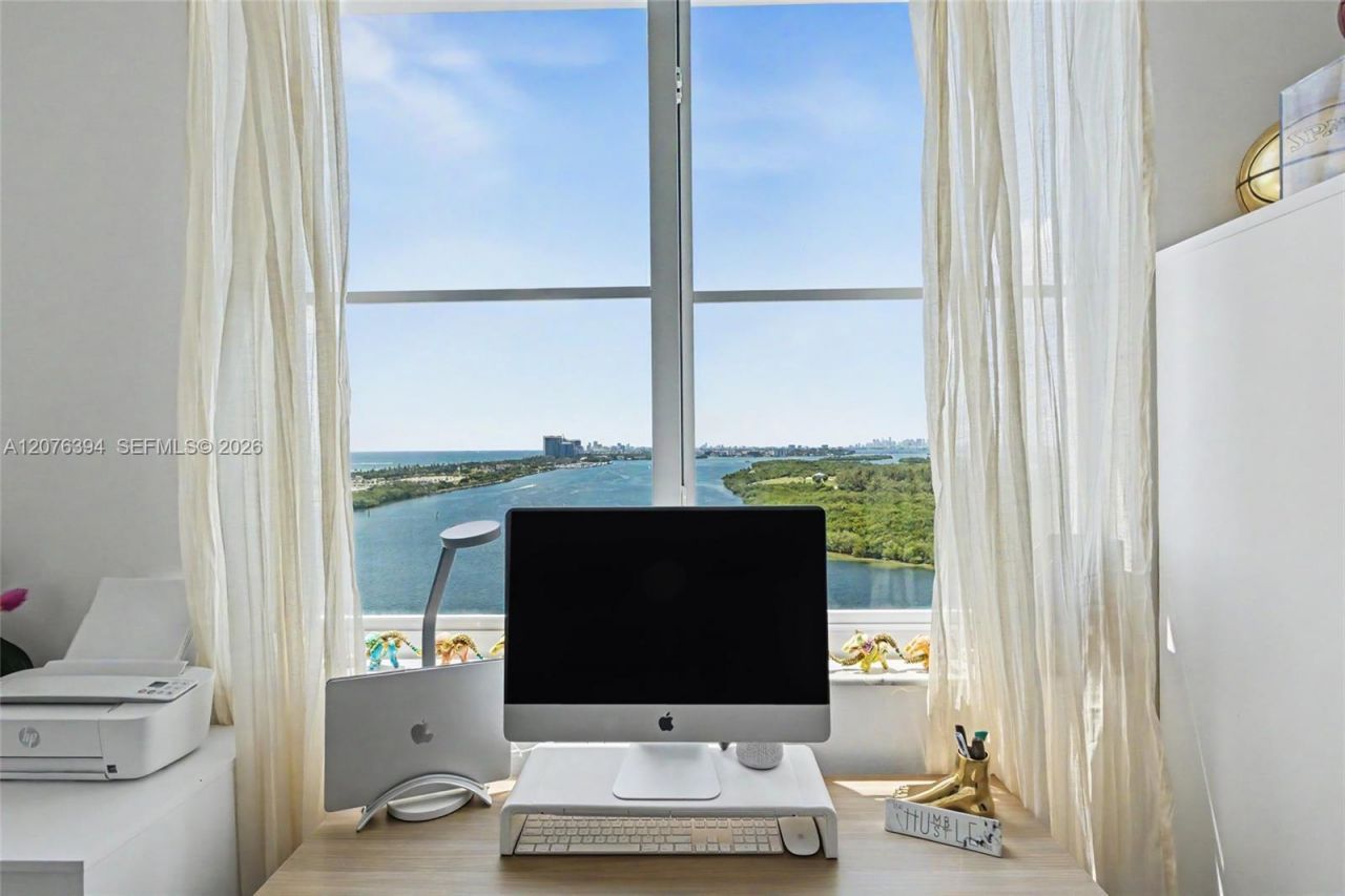 500 Bayview Dr , Unit 1924, Sunny Isles Beach, FL 33160 Photo