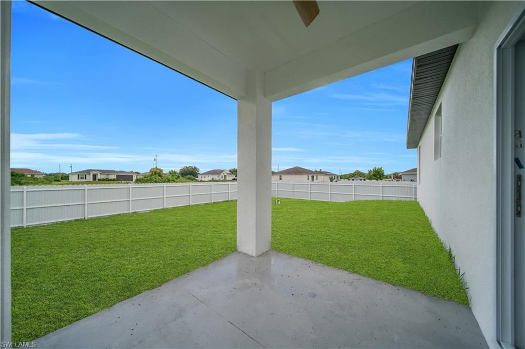 435 Petite Ave, Lehigh Acres, FL 33974 Photo