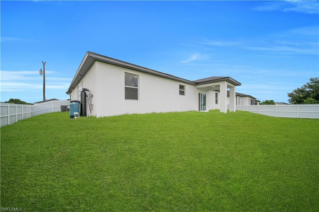 435 Petite Ave, Lehigh Acres, FL 33974 Photo