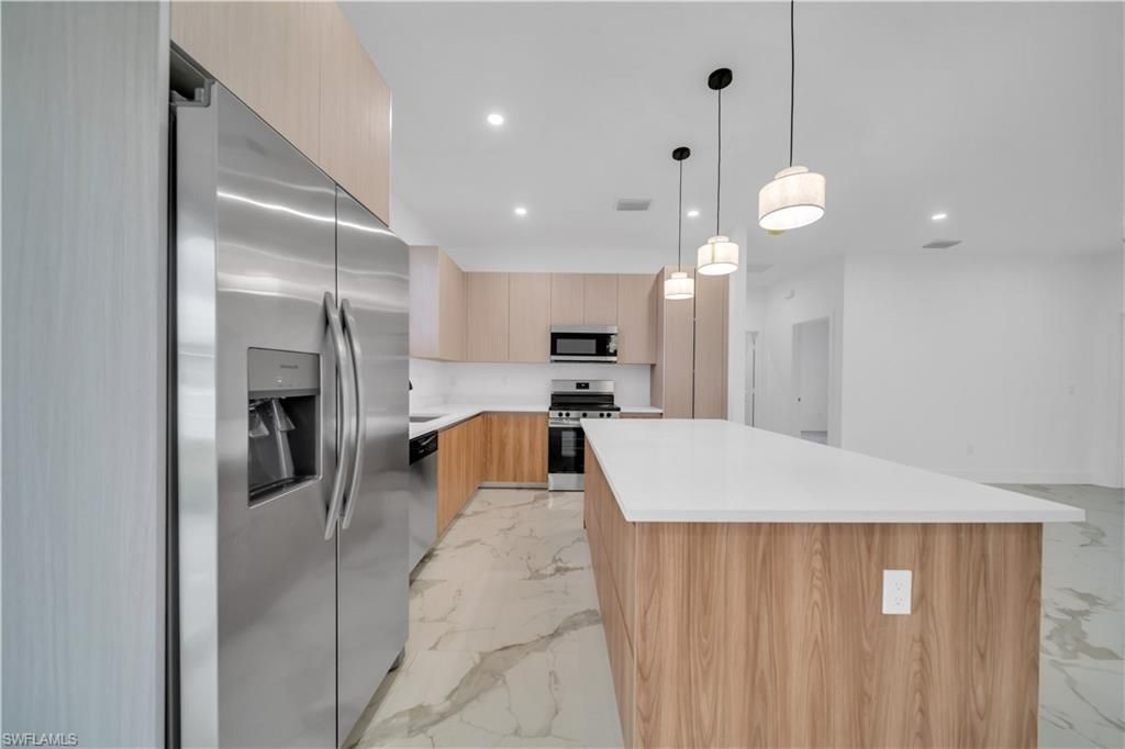 435 Petite Ave, Lehigh Acres, FL 33974 Photo