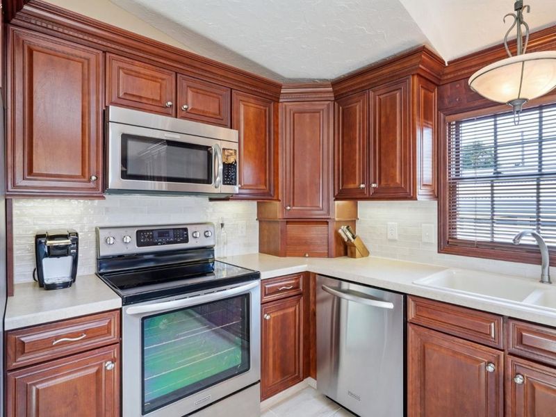 1560 N Compass Avenue, Port Clinton, OH 43452 Photo 23