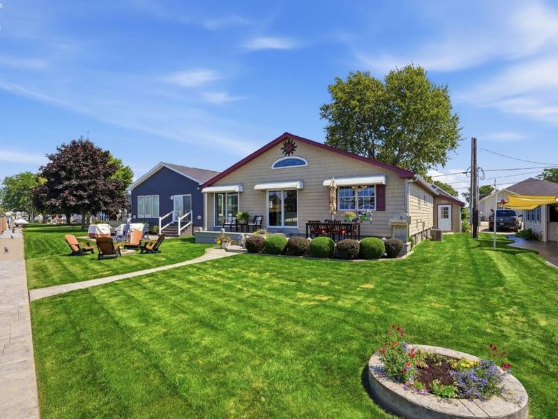 1560 N Compass Avenue, Port Clinton, OH 43452 Photo 3