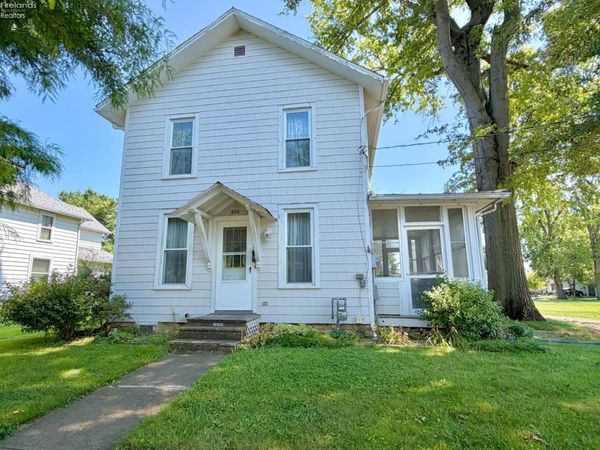 606 N Sandusky Street, Bellevue, OH 44811