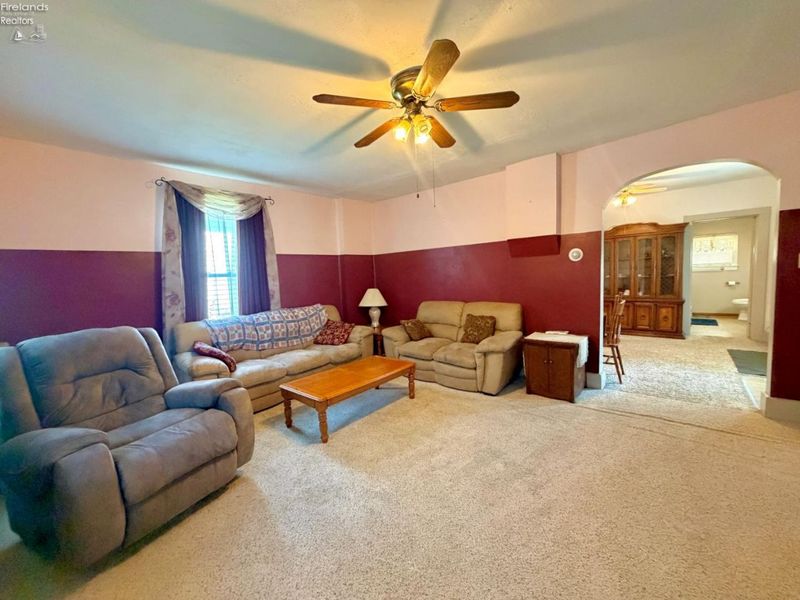 606 N Sandusky Street, Bellevue, OH 44811 Photo 9