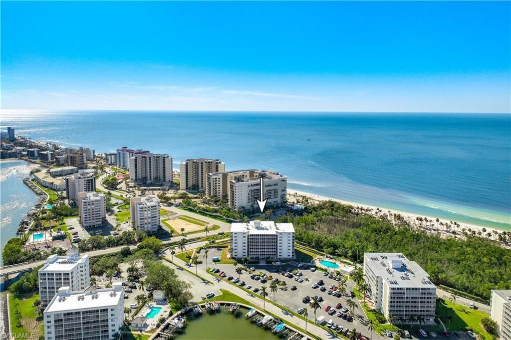 1 Bluebill Ave, Unit 108, Naples, FL 34108 Photo