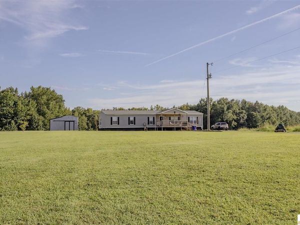 975 Crail Hope Road, Hardyville, KY 42746