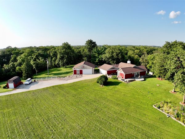 12432 K Drive, Perry, IA 50220