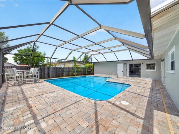 545 S Courtenay Parkway , Merritt Island, FL 32952