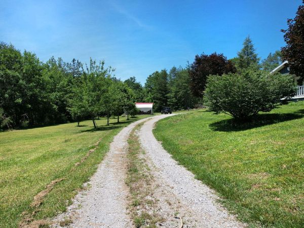 10780 Tennessee 68 , Grandview, TN 37337
