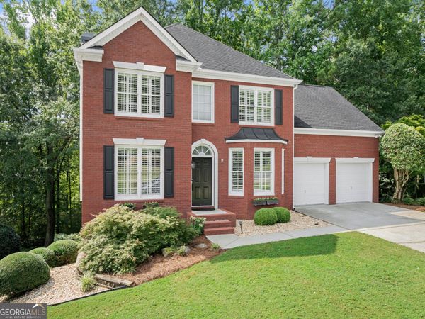 5595 Shepherds Pond, Alpharetta, GA 30004