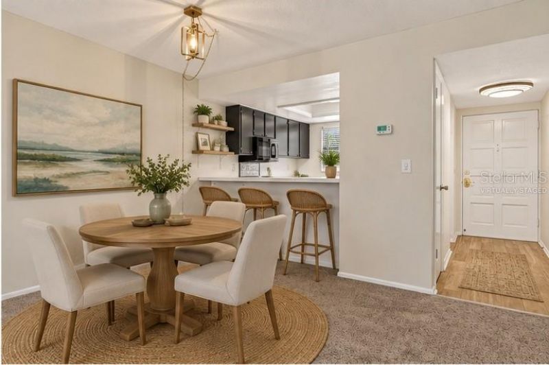 101 N Grandview Street, Unit 203, Mount Dora, FL 32757 Photo