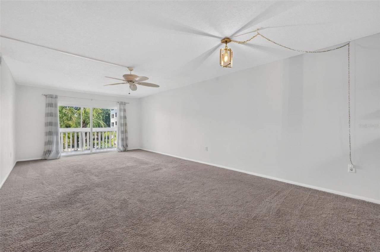 101 N Grandview Street , Unit 203, Mount Dora, FL 32757 Photo