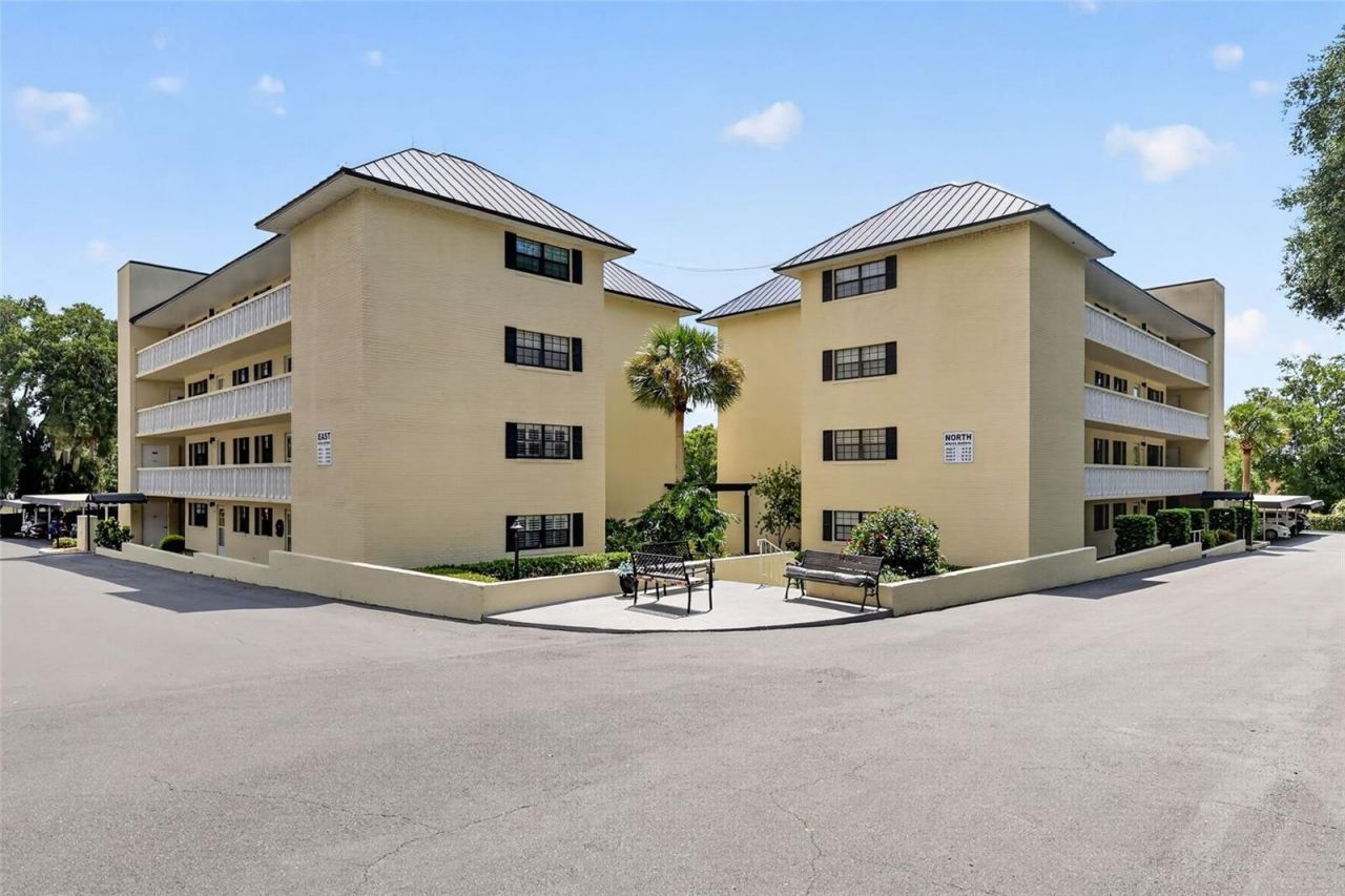 101 N Grandview Street , Unit 203, Mount Dora, FL 32757 Photo