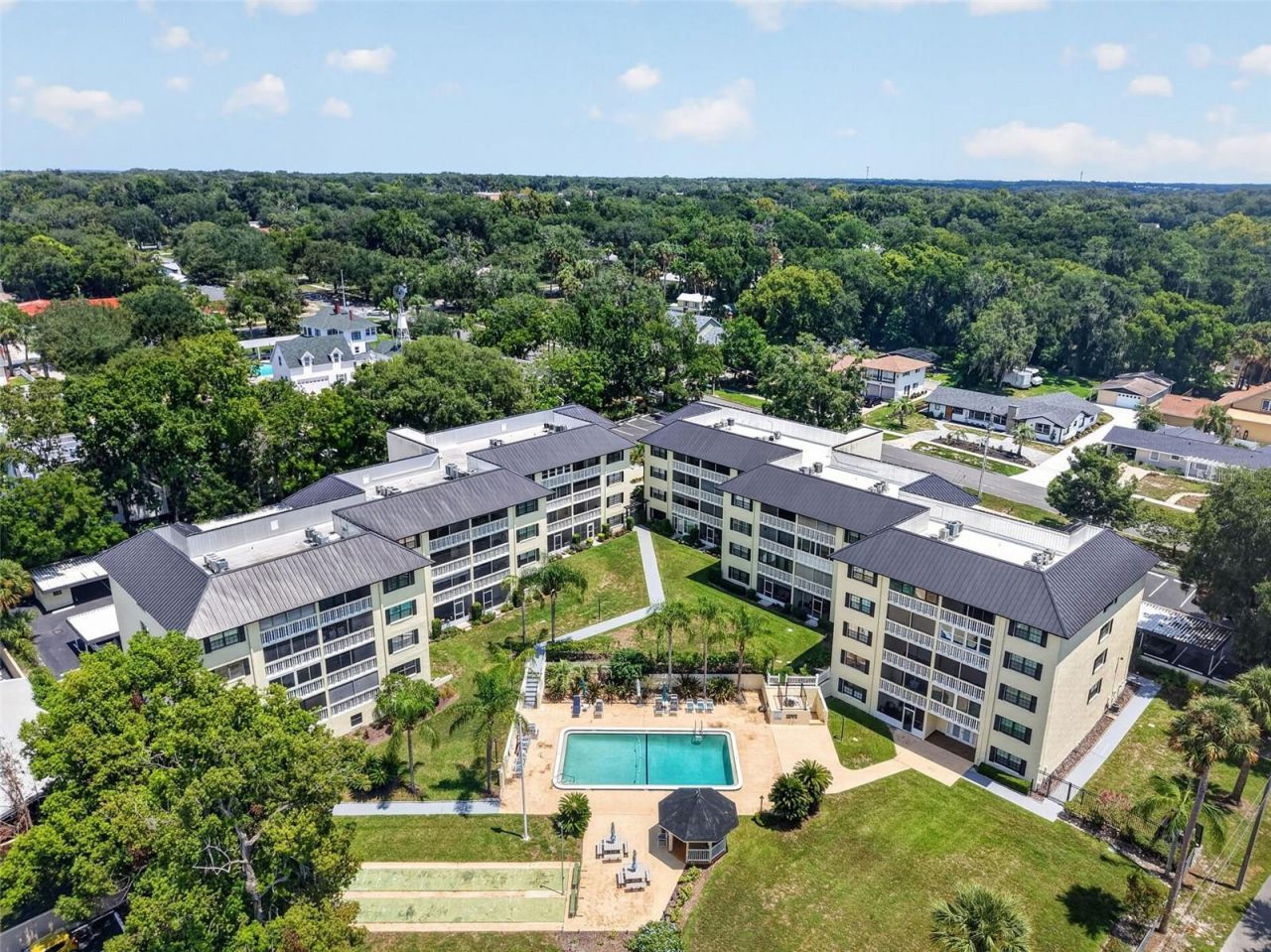 101 N Grandview Street , Unit 203, Mount Dora, FL 32757 Photo
