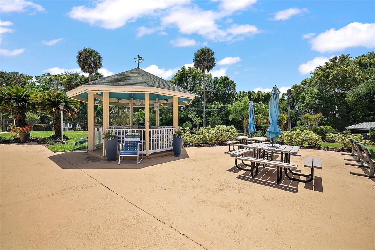 101 N Grandview Street , Unit 203, Mount Dora, FL 32757 Photo