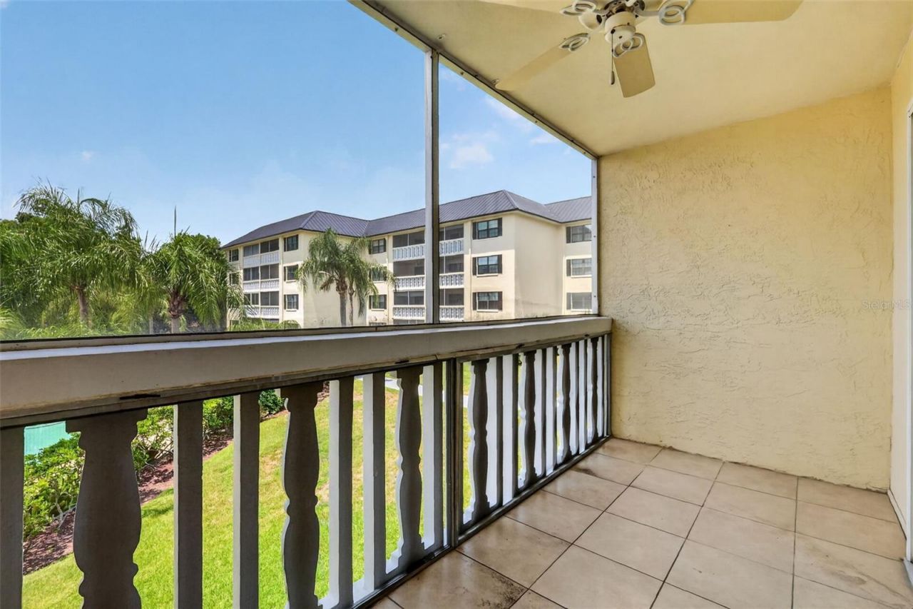 101 N Grandview Street , Unit 203, Mount Dora, FL 32757 Photo