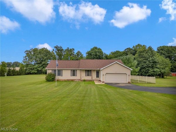8395 Friendsville Road , Seville, OH 44273