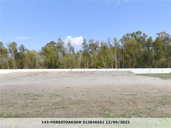 143 FOREST OAKS Drive , New Orleans, LA 70131