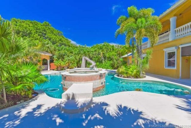 8053 S Indian River Drive, Fort Pierce, FL 34982 Photo