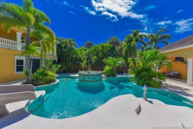 8053 S Indian River Drive, Fort Pierce, FL 34982 Photo