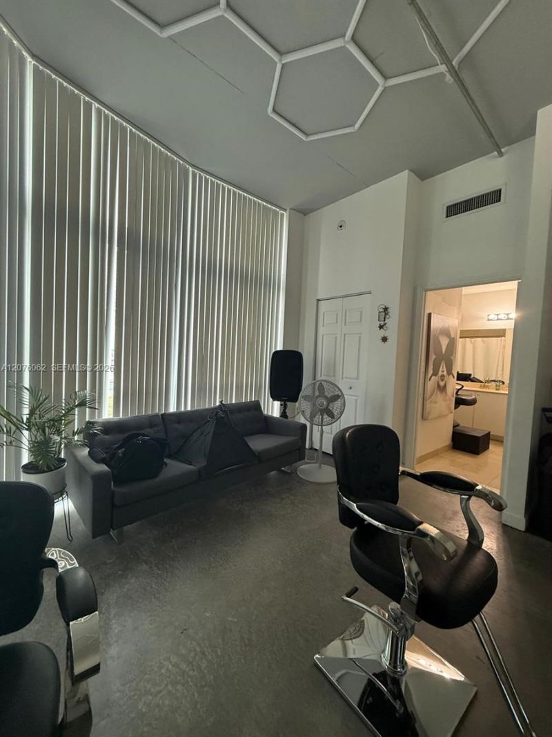 2100 Van Buren St, Unit 216, Hollywood, FL 33020 Photo