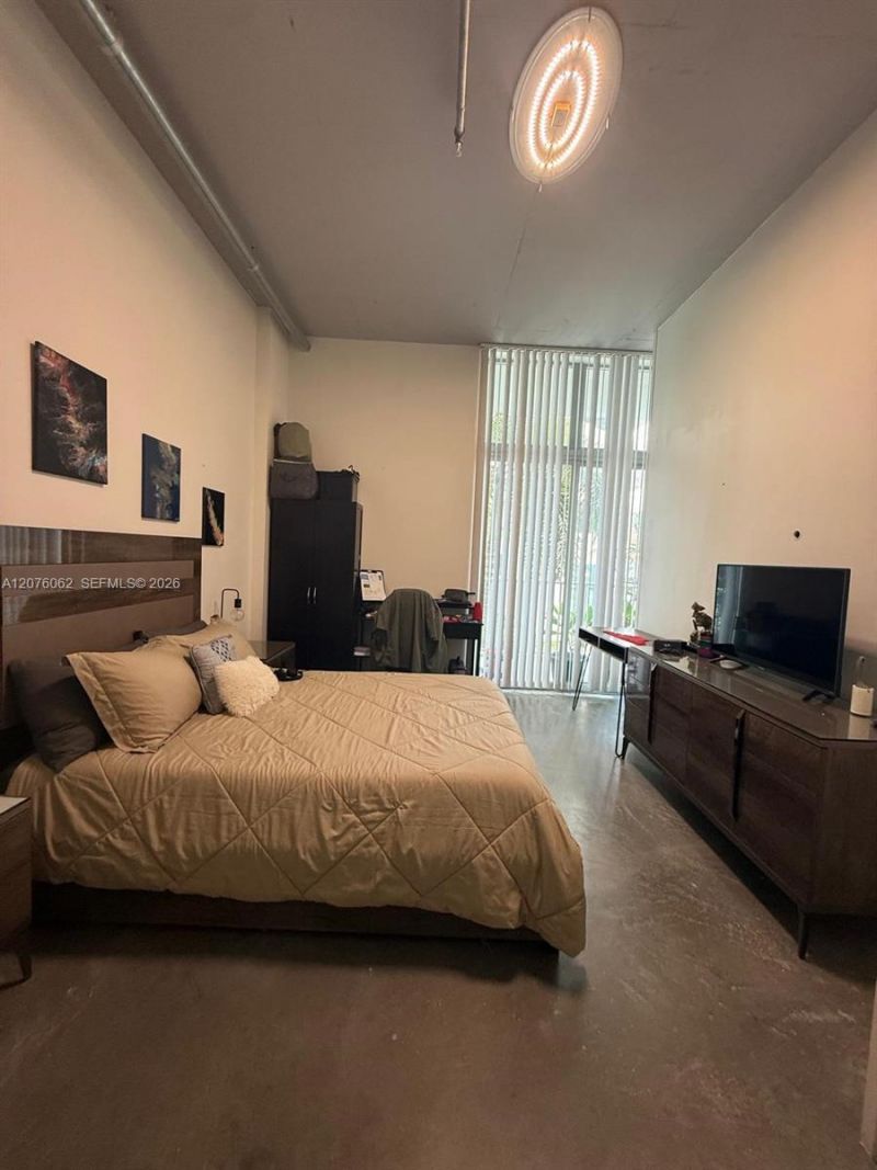 2100 Van Buren St, Unit 216, Hollywood, FL 33020 Photo