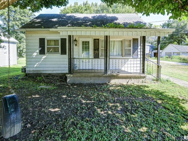 306 W 5TH Street, Pana, IL 62557