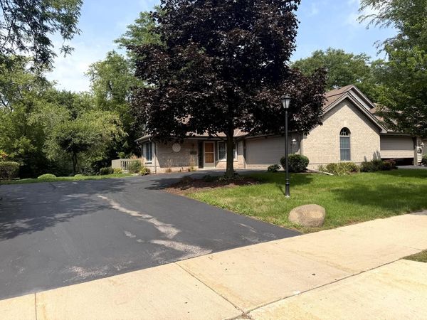 1924 Springbrook DRIVE N, Unit A, Waukesha, WI 53186