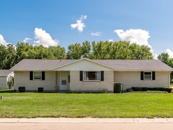 433 Kent Road, Tipp City, OH 45371