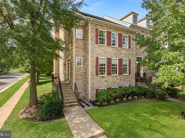 401 LEEDS RIDGE COURT, PURCELLVILLE, VA 20132