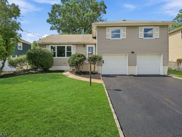 656 Winchester Ave, Union, NJ 07083