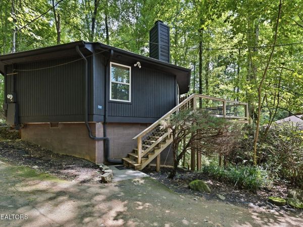 707 Maple Court , Gatlinburg, TN 37738
