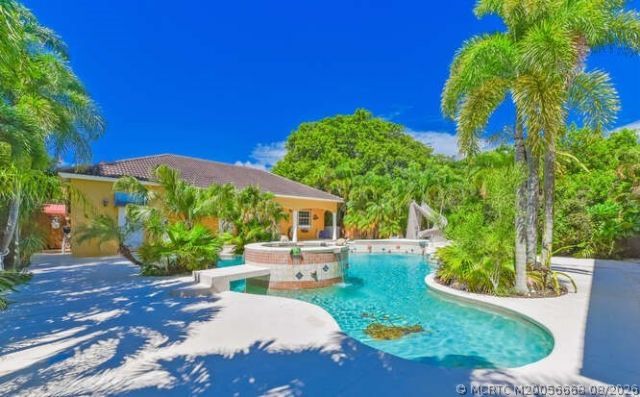 8073 S Indian River Drive, Fort Pierce, FL 34982 Photo