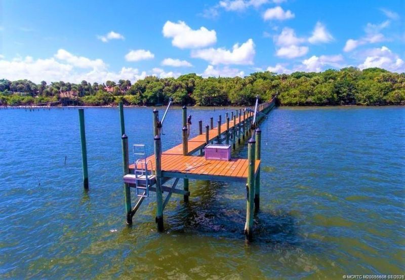 8073 S Indian River Drive, Fort Pierce, FL 34982 Photo