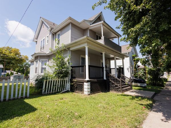 341 S 5th Avenue , Kankakee, IL 60901