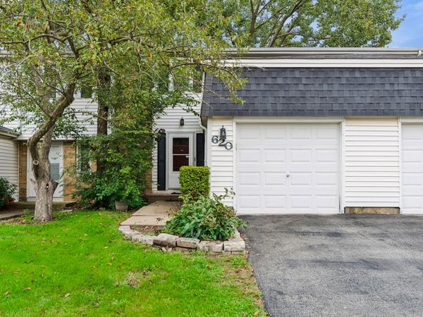 620 Olive Place , Bolingbrook, IL 60440