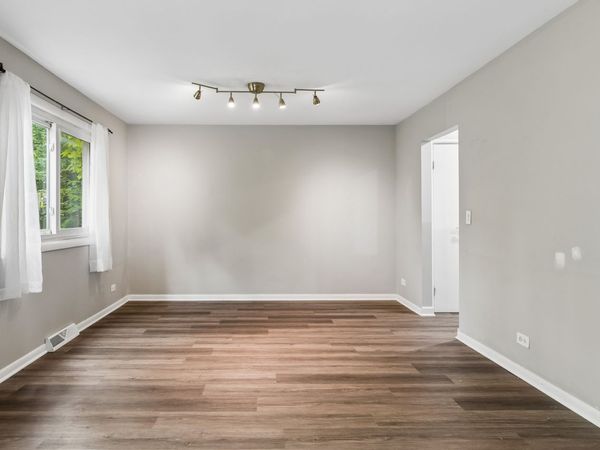 620 Olive Place , Bolingbrook, IL 60440