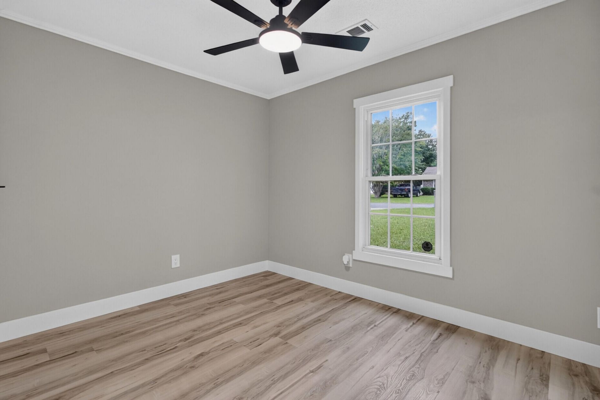 118 Highland Avenue Photo 5